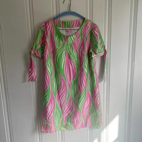 slim fit dress slacks Lilly Pulitzer Navy Blue Shift Dress with White/Pink Flowers & Green Caterpillars. Front Pockets and Zipper Back. Size 7